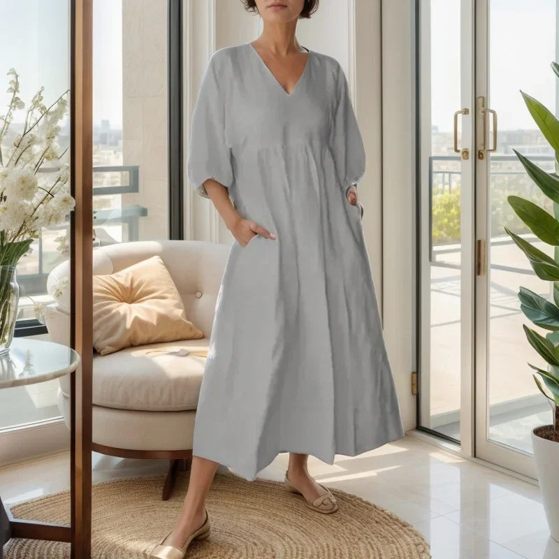 Vestido Alma Livre™ em Linho de Algodão com Gola V e Manga Ampla / Para Mulheres que Dançam com o Vento e Vestem Leveza!