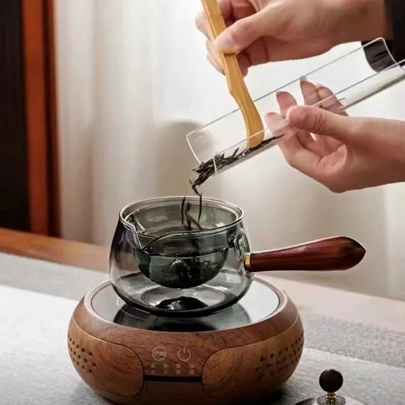 Bule CristalTea Modern Lar™ em Vidro Termorresistente com Alça de Madeira / Um Convite ao Conforto e Estilo no Seu Chá