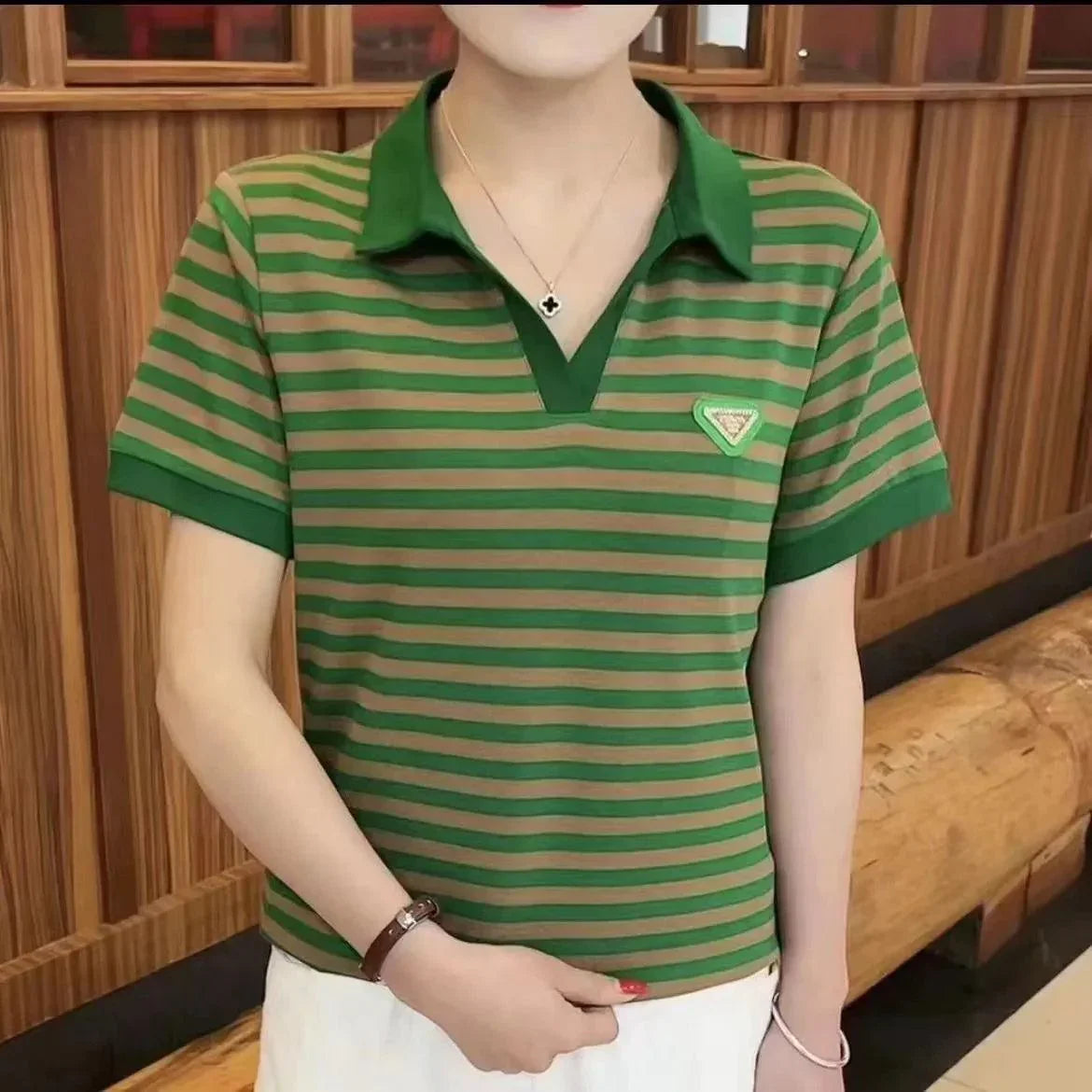 Kit com 3 Polos Demeter’s™ Estilo Clássico / A Polo Essencial para o Guarda-Roupa da Mulher Elegante! - ModernLar