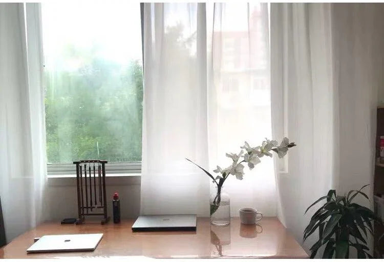 Cortina de Luxo Translúcida e não Transparente / Com um Fino Acabamento perfeita para deixar seus Ambientes Bonitos e Aconchegantes!!! - ModernLar