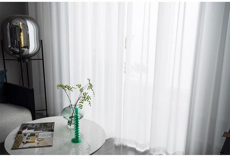 Cortina de Luxo Translúcida e não Transparente / Com um Fino Acabamento perfeita para deixar seus Ambientes Bonitos e Aconchegantes!!! - ModernLar