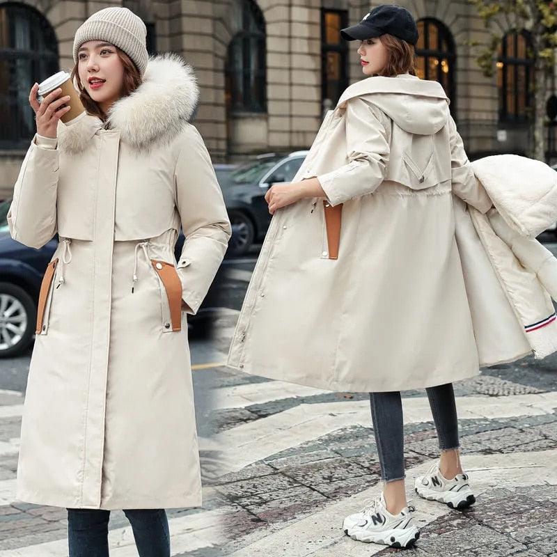 Parka Feminina com Capuz de Pelúcia - FurryFemme / A Forma Mais Estilosa de Se Proteger do frio! - ModernLar