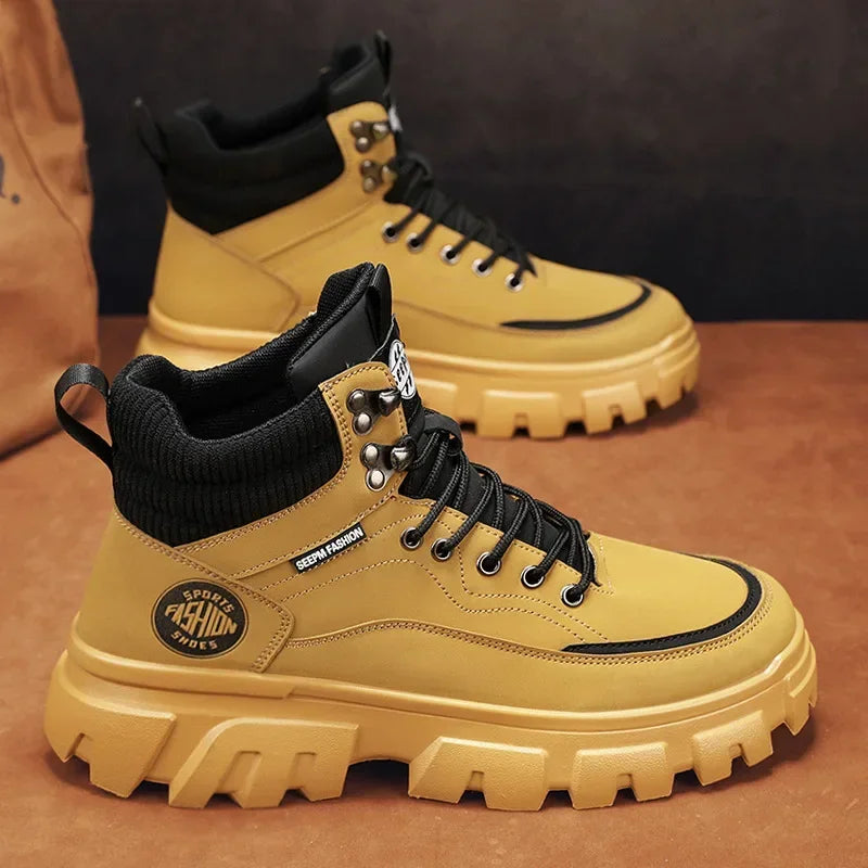 Bota Highlander™ com Solado Antiderrapante e Design Tático / Estilo Robusto e Conforto de Verdade para Encarar Qualquer Caminho!