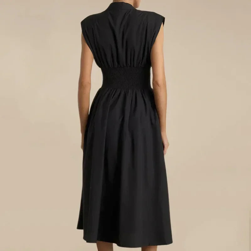 Vestido Valenza™ em Sarja Premium com Cintura Marcada / Corte Preciso, Silhueta Imponente e Estilo Contemporâneo!