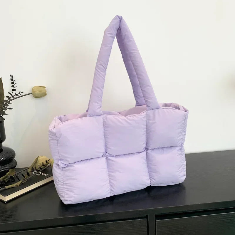 Bolsa Acolchoada Verona™ em Design Puff Ultraconfortável / Estilo Moderno e Toque Macio para Seu Dia a Dia!