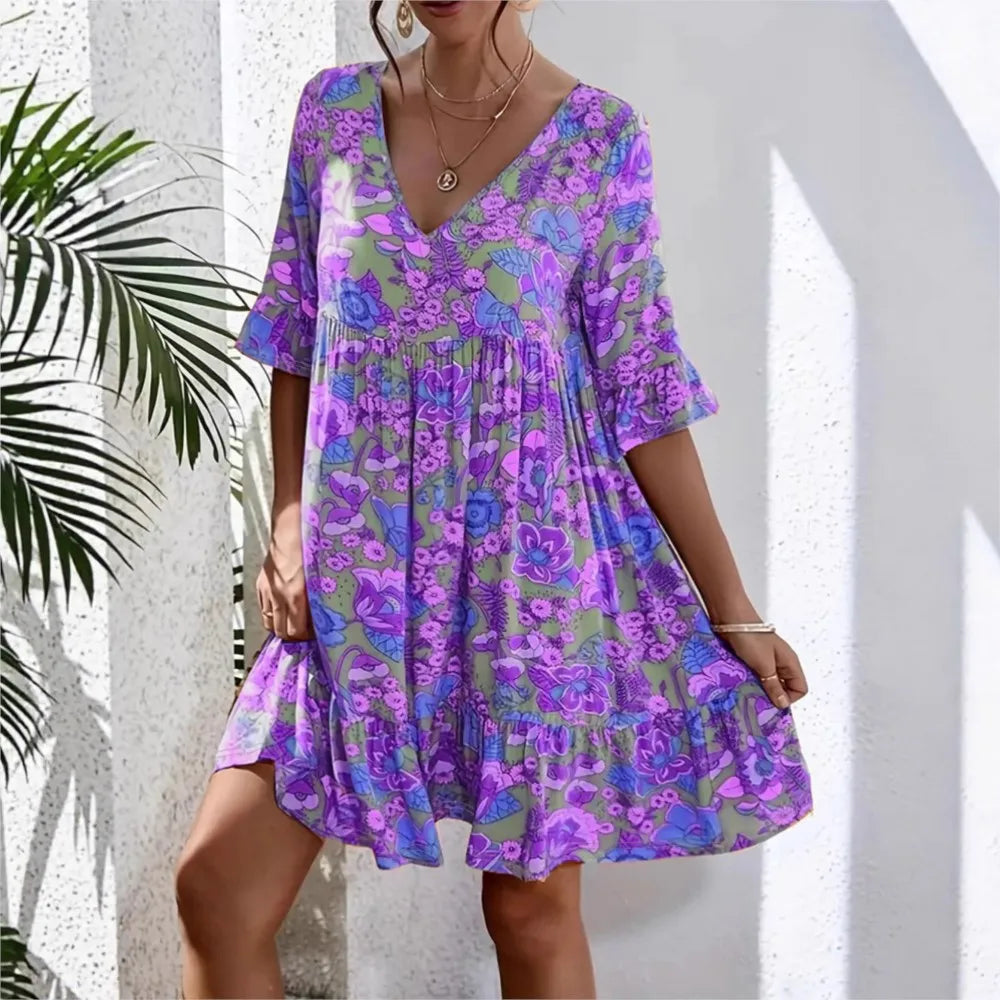 Vestido Amarise™ com Estampa Floral, Mangas 3/4 e Recorte Franzido Abaixo do Busto