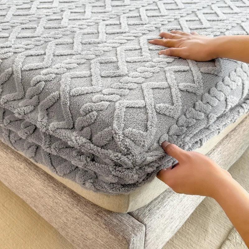 Jogo de Lençol + Fronhas Plush Nuvem - O Toque Aveludado e Conforto Inigualável que Você Merece! - ModernLar