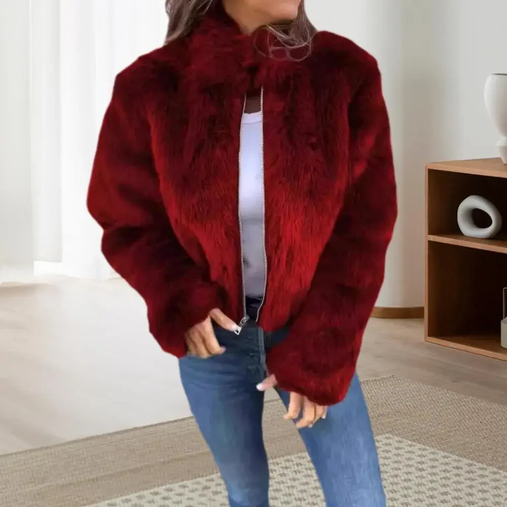 Casaco Bomber Winter Bloom™ em Pelúcia Premium Felpuda / O Toque de Glamour que Seu Inverno Merece!
