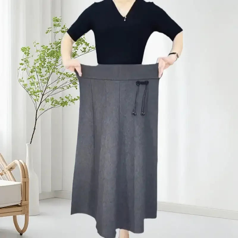 Saia Alfaiataria Maria Joaquina™ com Cintura Elástica e Laço Chique / Mulher que Inspira Respeito e Encanta com Personalidade!