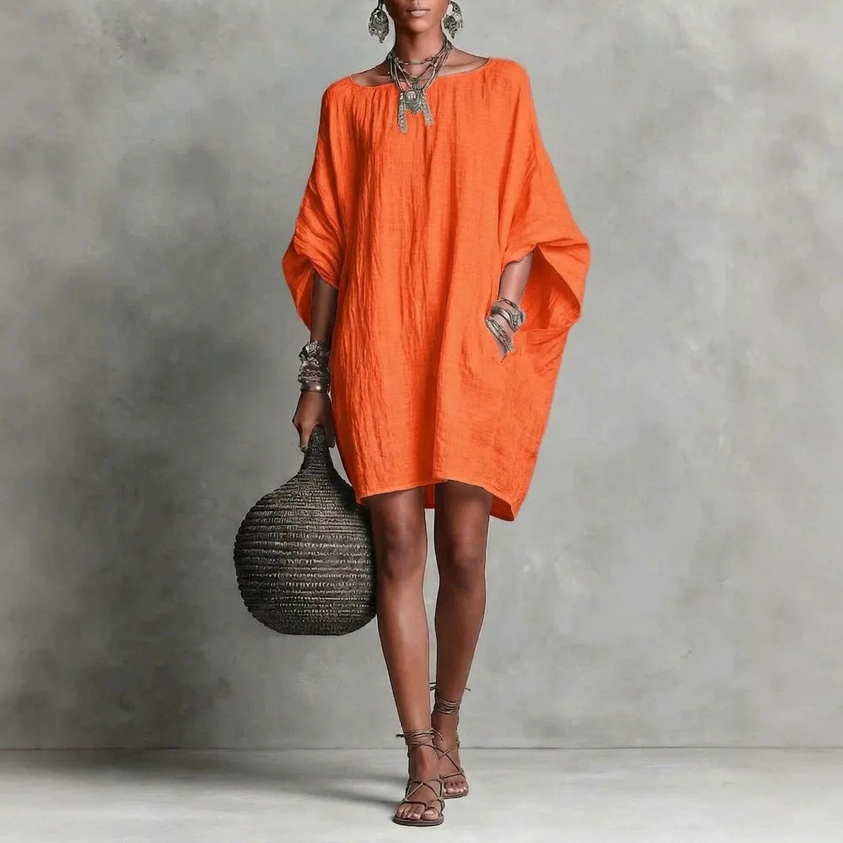 Vestido Juliana™ em Linho de Algodão com Modelagem Ampla e Decote Redondo
