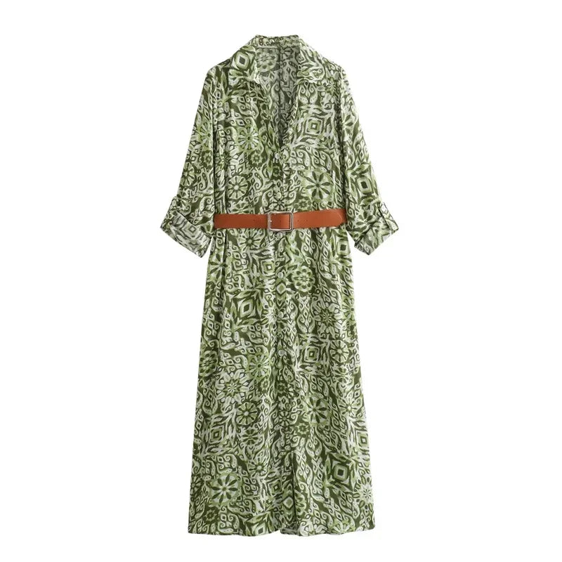 Vestido Capri Mediterrâneo™ com Estampa Exclusiva e Cinto Marrom / Um Charme Europeu com Toque Brasileiro!