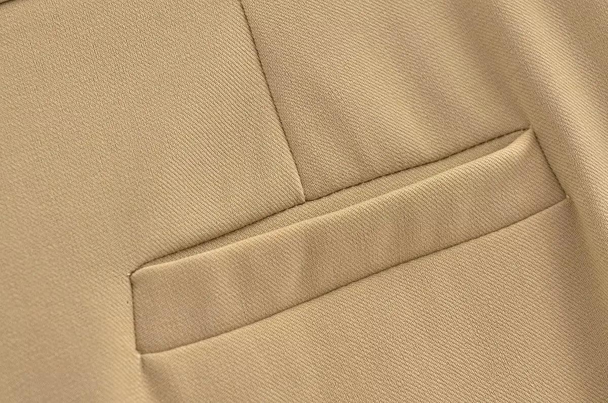 Calça Vogue Charm™️/Mostrando a Calça como uma Peça Clássica, mas com um Toque Moderno! - ModernLar