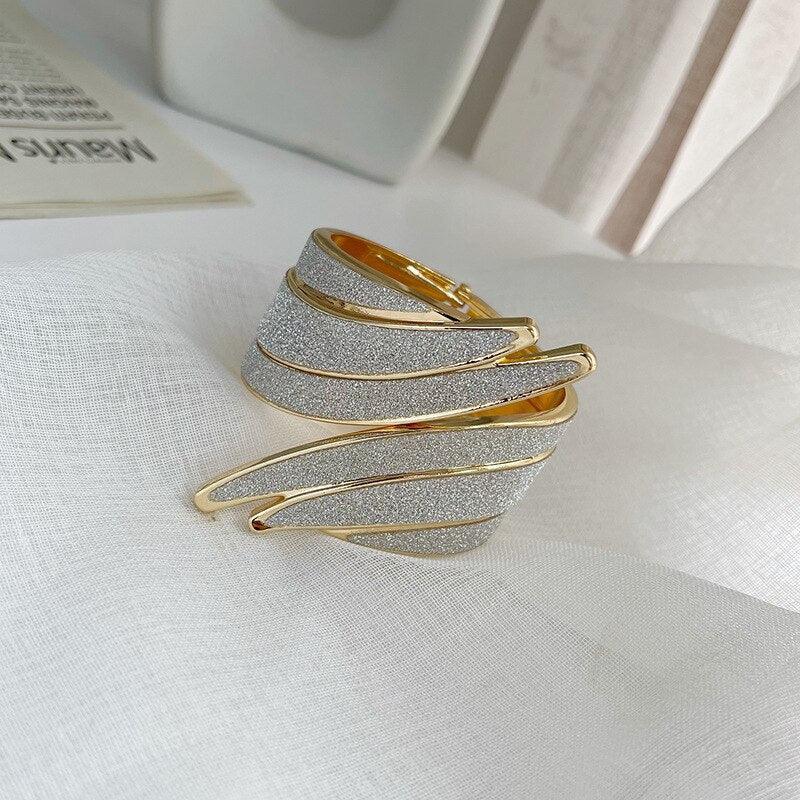 Broche Decorativo para Cortina - Asas De Anjo / A Sua Decoração Sofisticada Nos Minimos Detalhes!!! - ModernLar