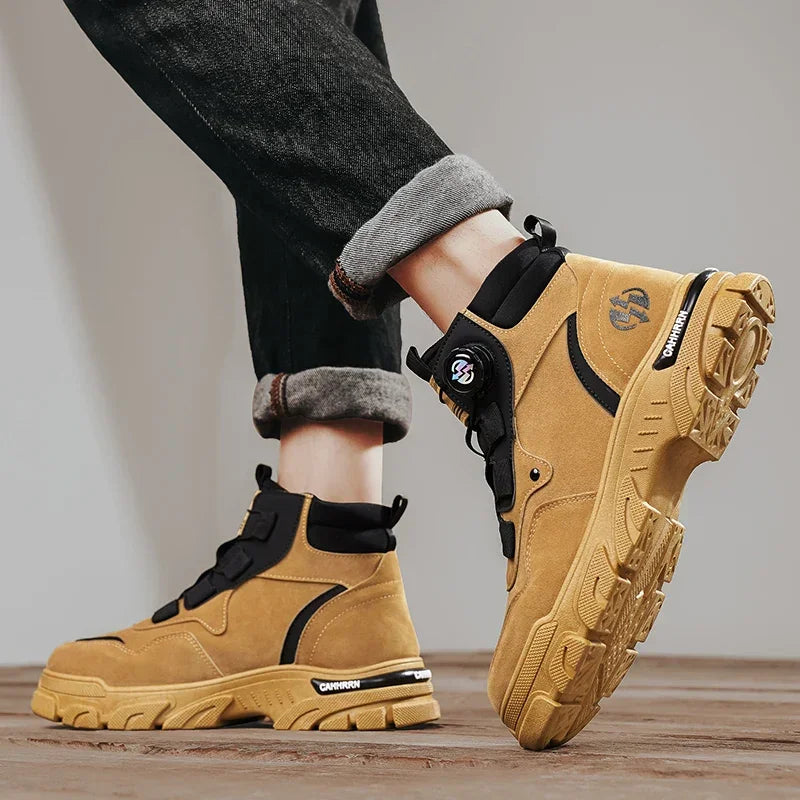 Bota VulcanFit™ Impermeável com Sistema de Amarração por Polia / Encare os Desafios com Conforto e Força!