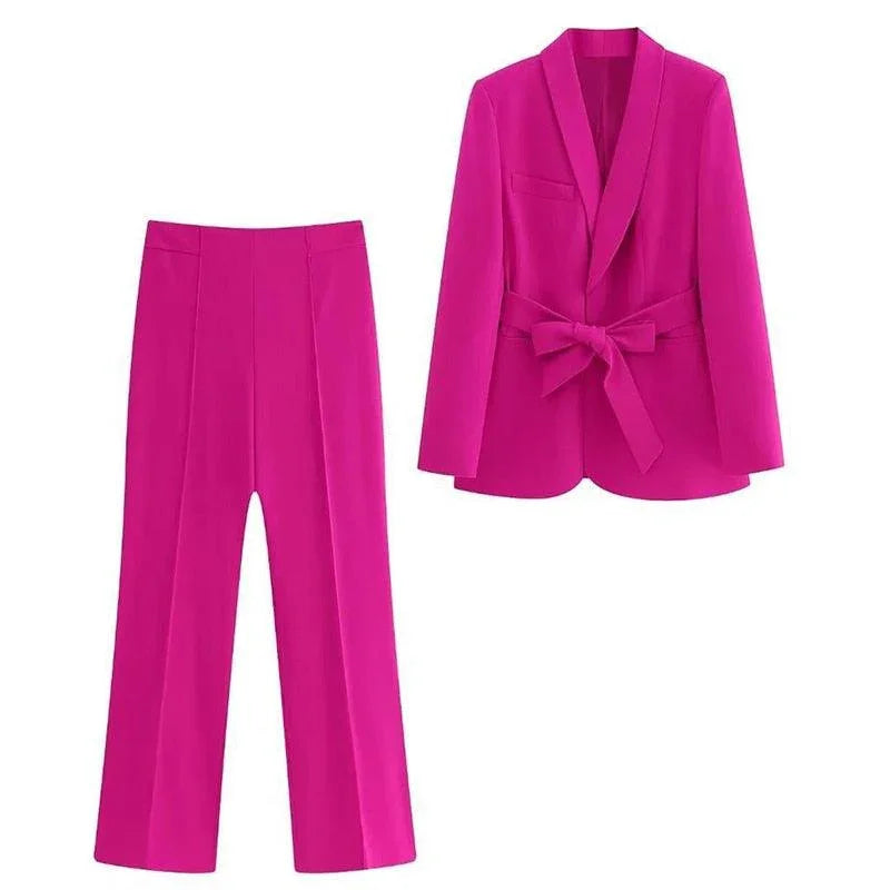 Conjunto Feminino Scandal de Casaco Estilo Blazer + Calça Alfaiataria / Um Escândalo de Estilo e Conforto! - ModernLar