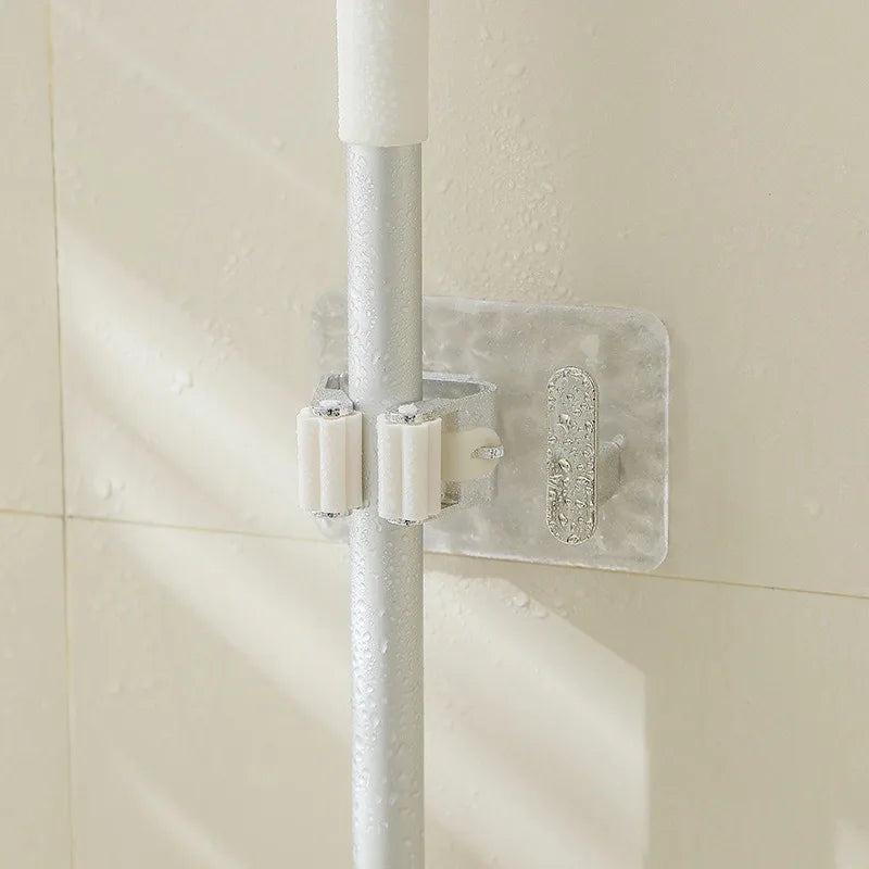 Suporte de Mops e Vassouras Modern Lar™ / Fixação Forte e Organização Perfeita sem Furos + Gancho Extra para Utensílios!