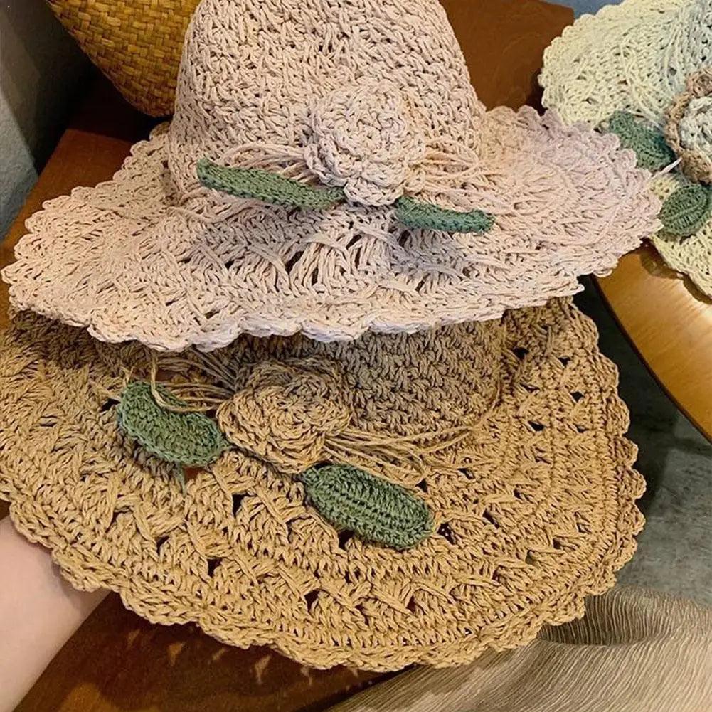 Chapéu de Crochê Solaris™ com Detalhe Floral / Proteção e Elegância Artesanal para Seus Dias de Sol!