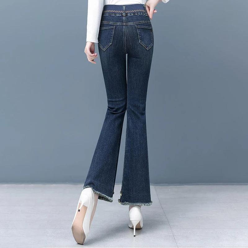 Calça Jeans Folks™ Moda Country / Com Cintura Elástica e Acabamento Charmoso! - ModernLar