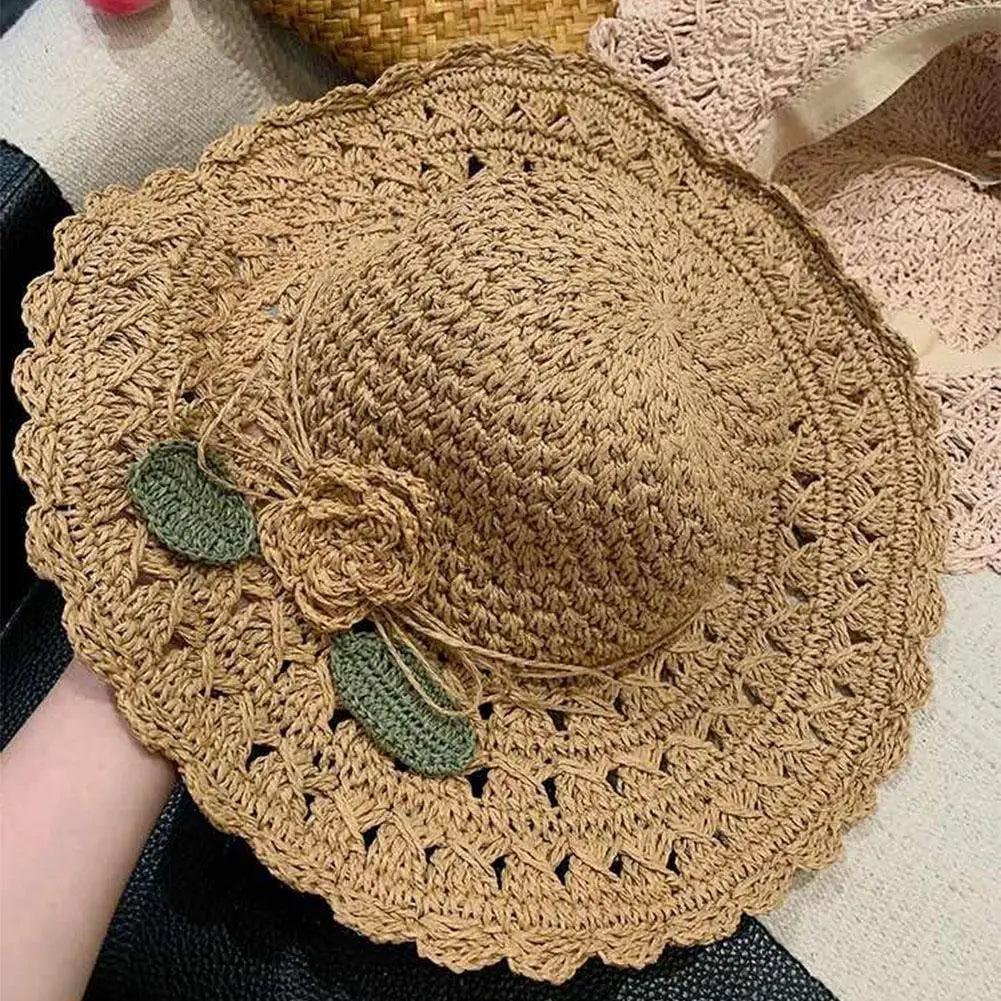 Chapéu de Crochê Solaris™ com Detalhe Floral / Proteção e Elegância Artesanal para Seus Dias de Sol!
