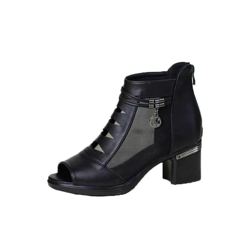 Sandálias Eveline™ com Salto Médio Bloco, Renda e Tiras Cruzadas / Sofisticação e Conforto para Todas as Ocasiões!