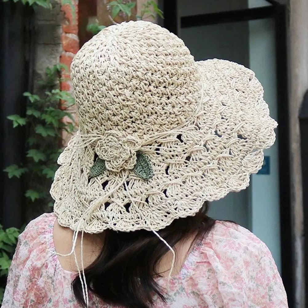 Chapéu de Crochê Solaris™ com Detalhe Floral / Proteção e Elegância Artesanal para Seus Dias de Sol!