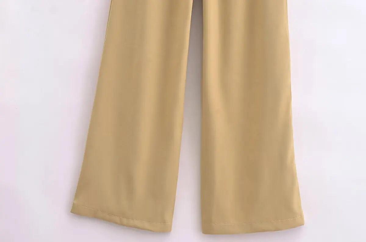Calça Vogue Charm™️/Mostrando a Calça como uma Peça Clássica, mas com um Toque Moderno! - ModernLar