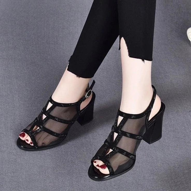 Sandálias Ivete™ com Salto Alto Bloco / Altura e Requinte com a Transparência Sedutora da Renda! - ModernLar