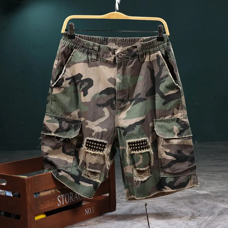 Shorts Torian™ em Tecido Resistente com Estampa Camuflada e Detalhes Destroyed