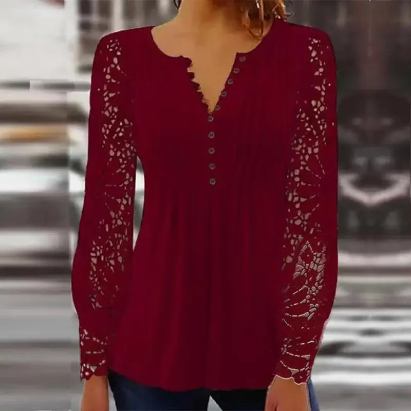 Blusa Verenice™ com Mangas em Renda Floral Transparente e Pregas Charmosas no Busto / O Romantismo da Renda em Uma Peça Cheia de Sofisticação