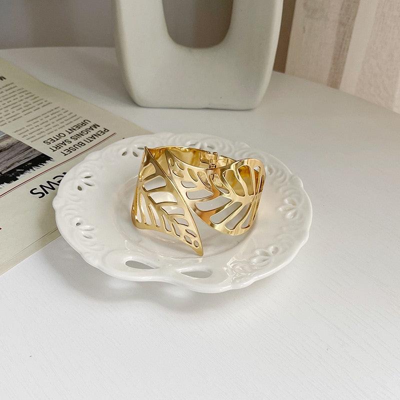 Broche Decorativo Para Cortina - Folhas de Ouro / A Decoração da Sua Casa a Um Nivel Acima! - ModernLar