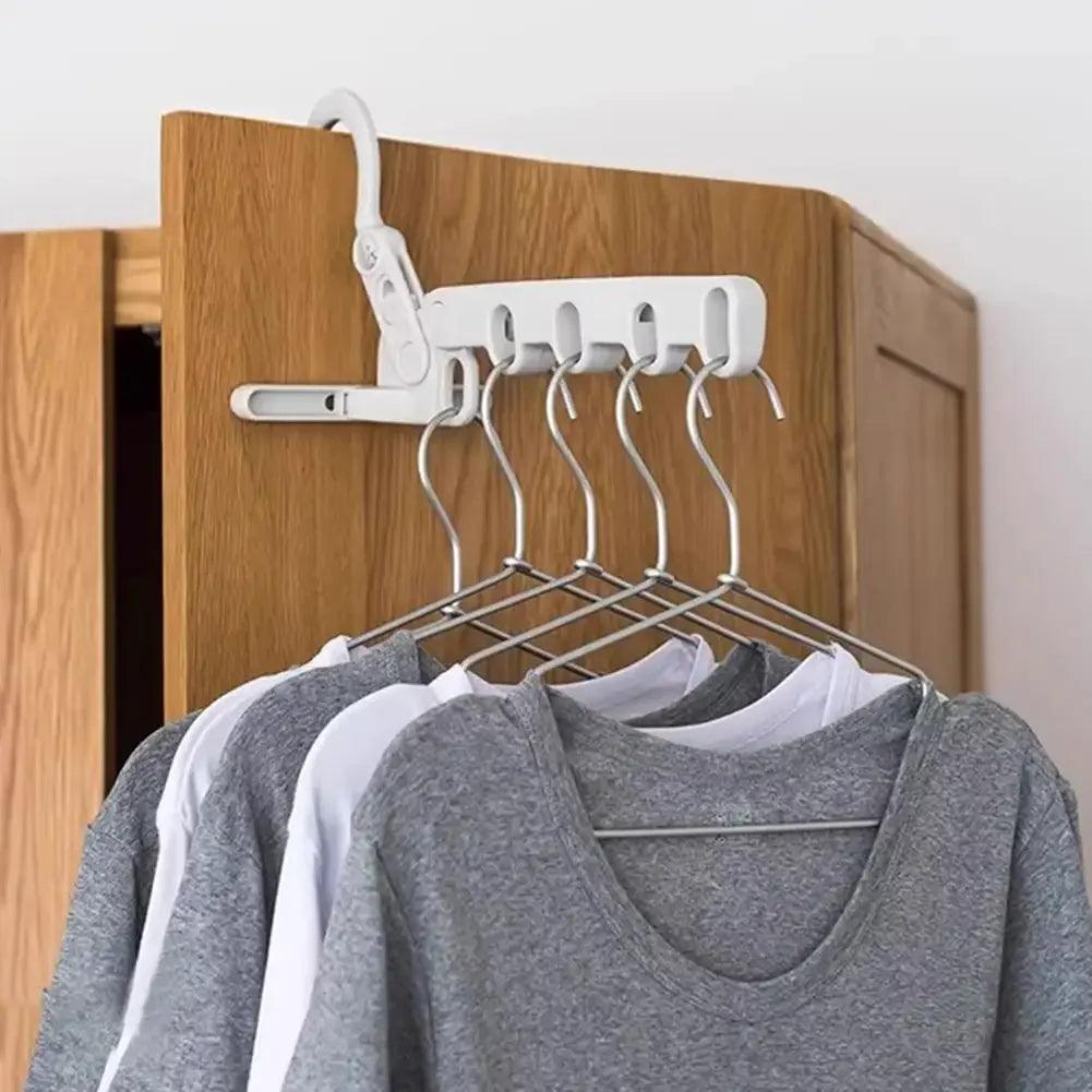 Kit com 4 Porta Cabides Móveis Modern Lar™ / Um Item Indispensável na Mala de Qualquer Viajante!! - ModernLar