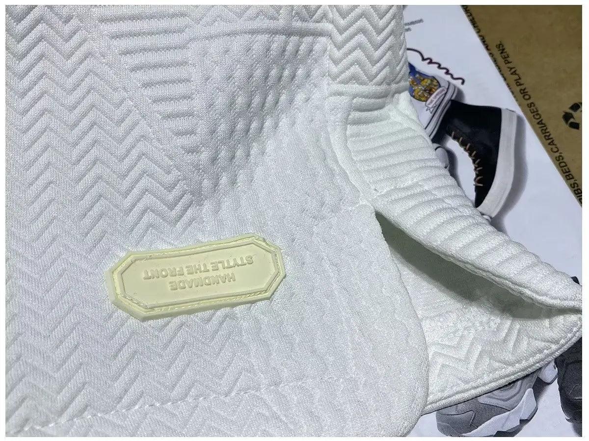 Shorts Elegance™ / Curta o Verão Com Estilo: Shorts Elegance, a Peça-Chave do Seu Guarda-Roupa - ModernLar