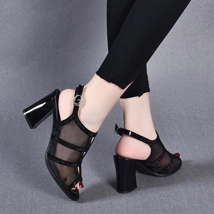 Sandálias Ivete™ com Salto Alto Bloco / Altura e Requinte com a Transparência Sedutora da Renda! - ModernLar