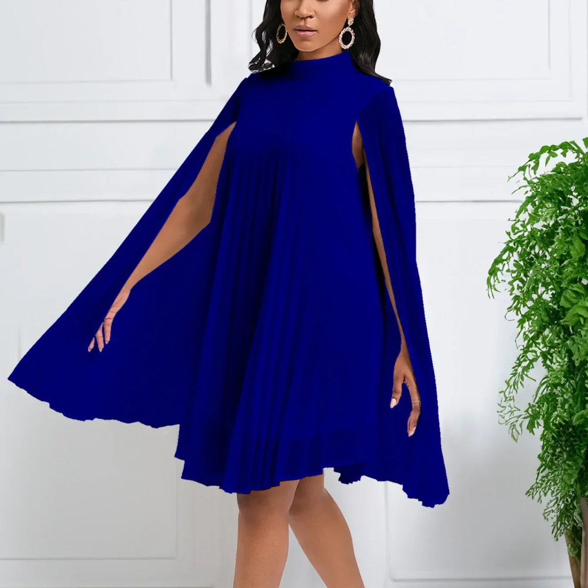 Vestido Lumera™ com Gola Alta, Mangas Longas Estilo Capa e Caimento Fluido