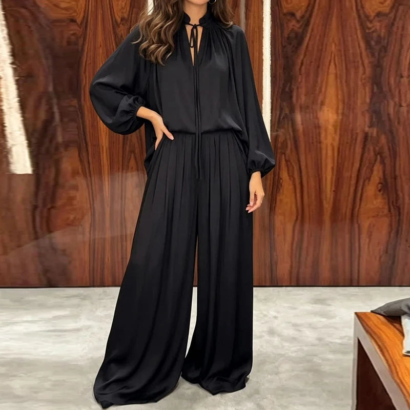 Conjunto Eleonora™ com Blusa de Gola Laço Esvoaçante e Mangas Amplas