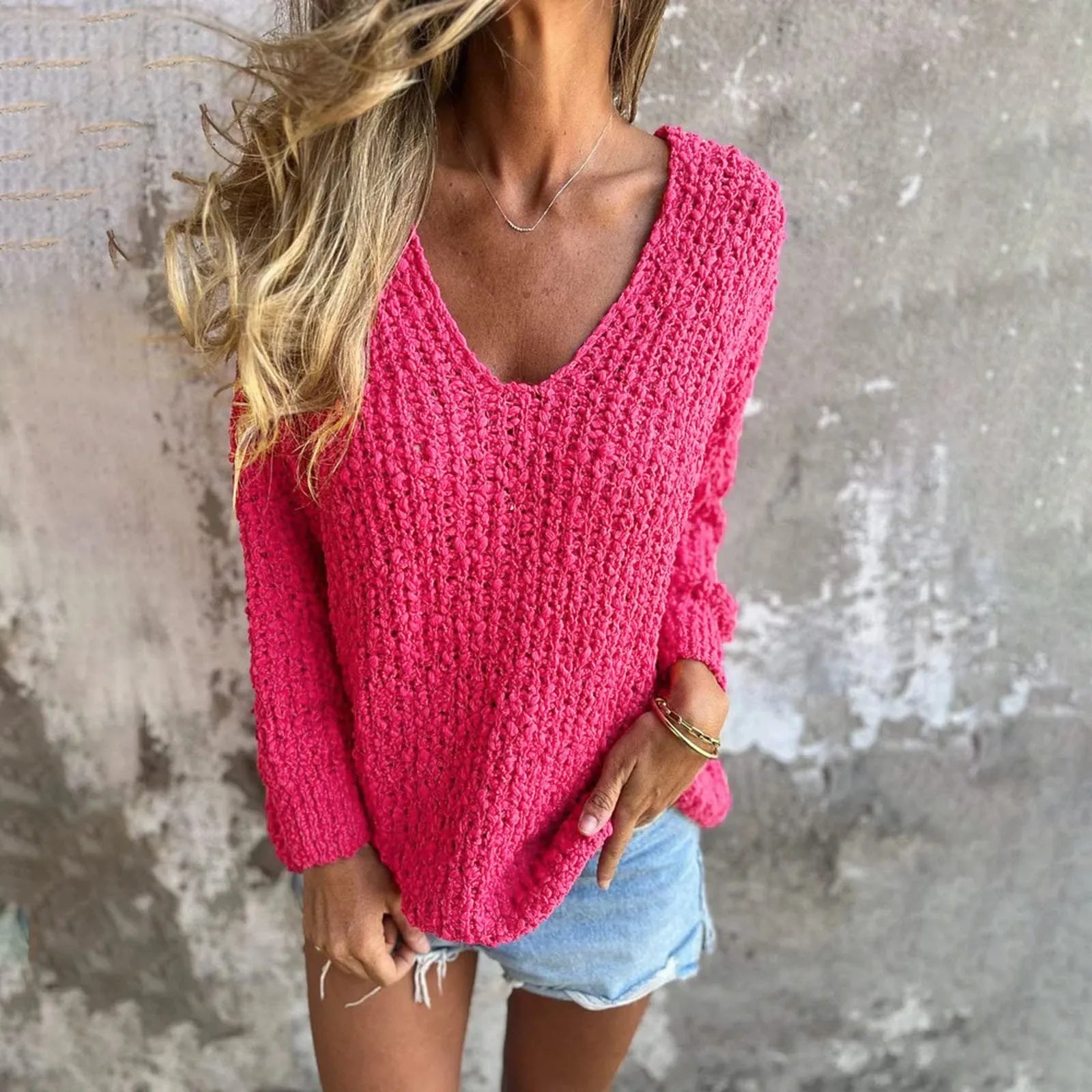 Suéter Vivette™ em Ponto Artesanal com Decote em V / Para Mulheres que Esbanjam Delicadeza com Estilo!