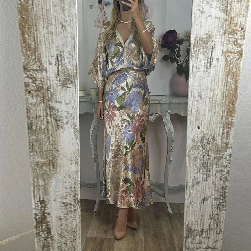 Conjunto Sakura™ em Cetim Premium com Blusa Kimono e Saia Longa Estampada / Feminilidade Sofisticada que Brilha em Qualquer Ocasião!