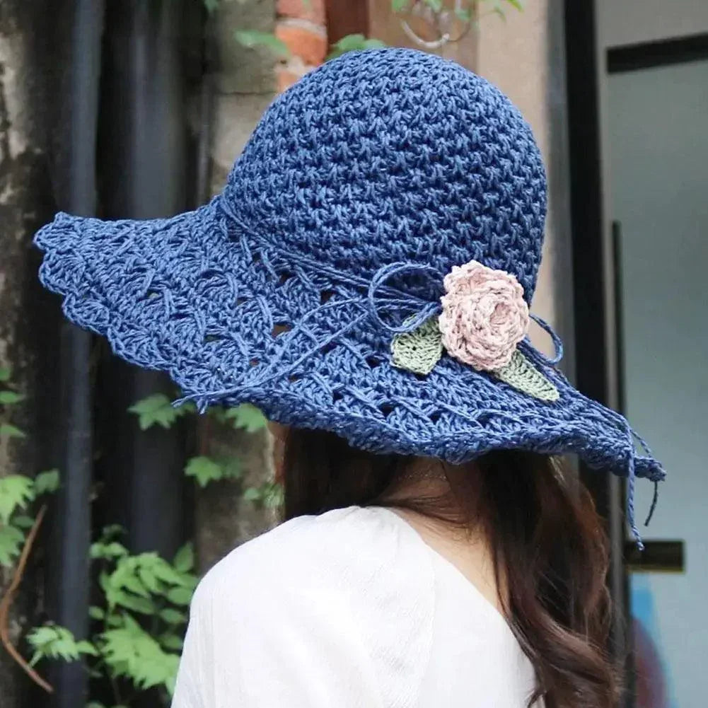 Chapéu de Crochê Solaris™ com Detalhe Floral / Proteção e Elegância Artesanal para Seus Dias de Sol!