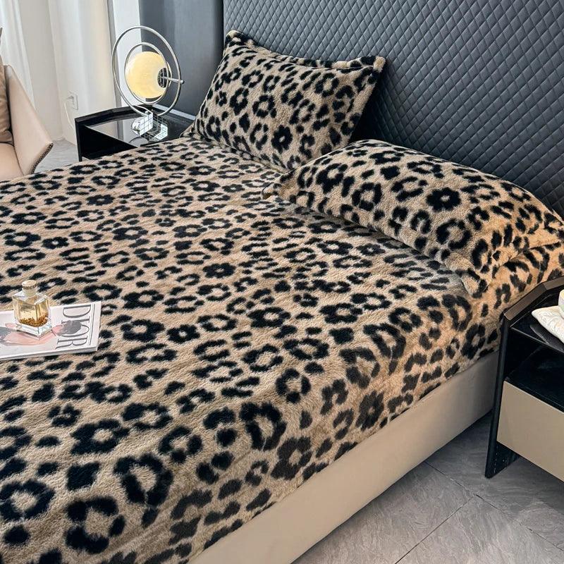 Conjunto de Cama Marruá™ com Toque Aveludado e Textura Ultra Macia / Dormir Bem e Quentinho Nunca Foi Tão Gostoso!