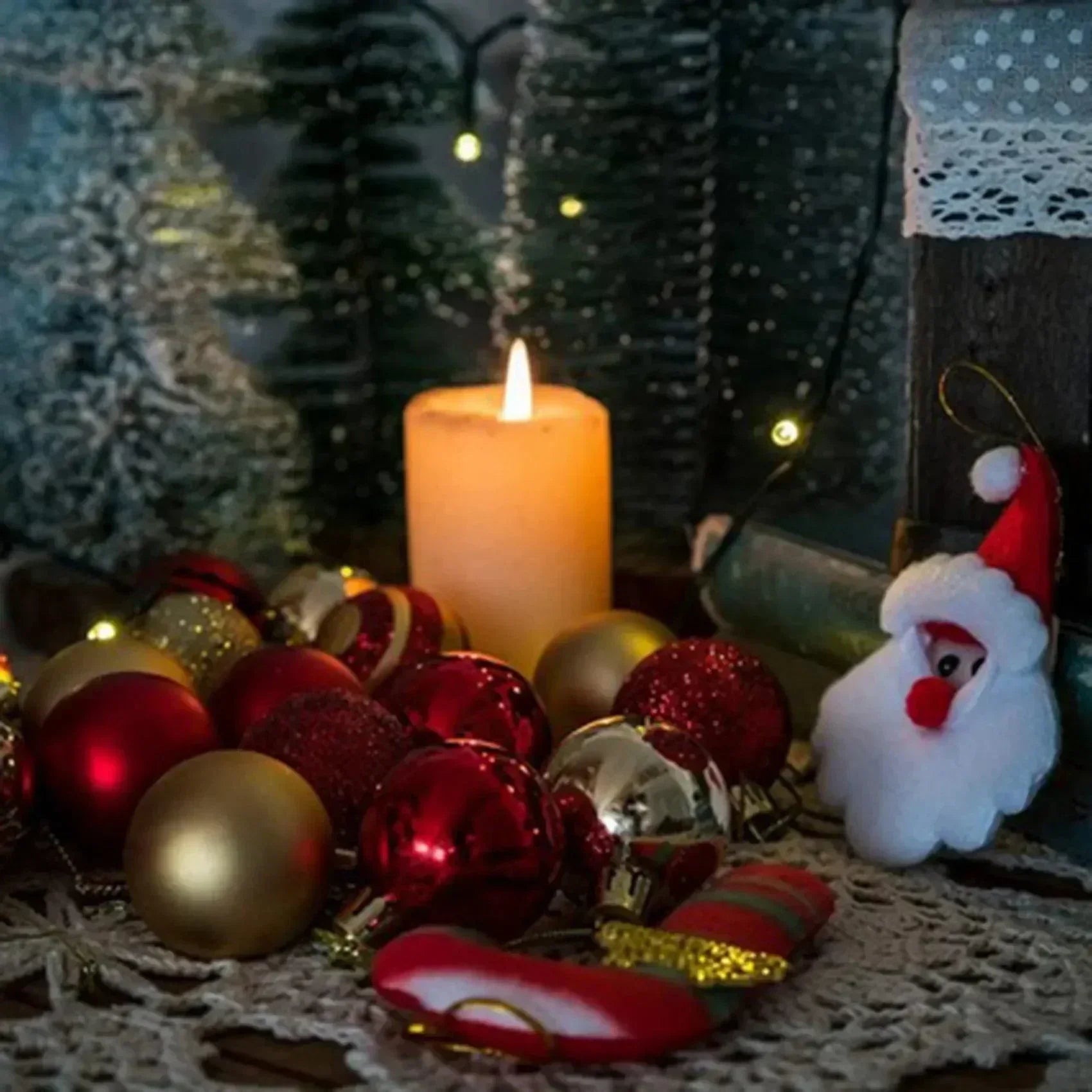 Kit de 50 Bolas de Natal Encanto™ Modern Lar / Brilho e Elegância para um Natal Memorável!