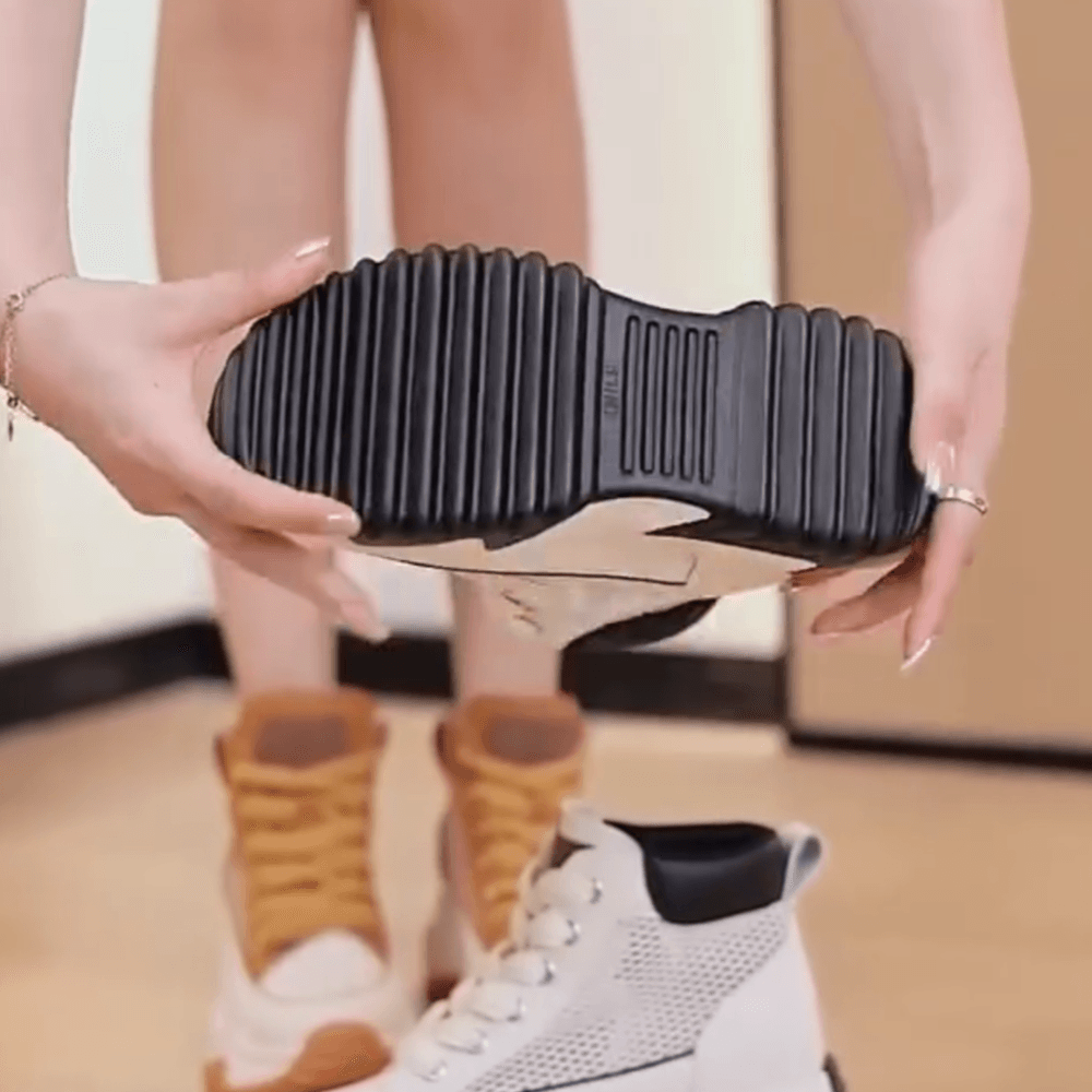 Botinhas Betinna™ Estilo AllStar com Plataforma e Solado Tratorado / Frescor e Tecnologia no Movimento do Dia a Dia! - ModernLar