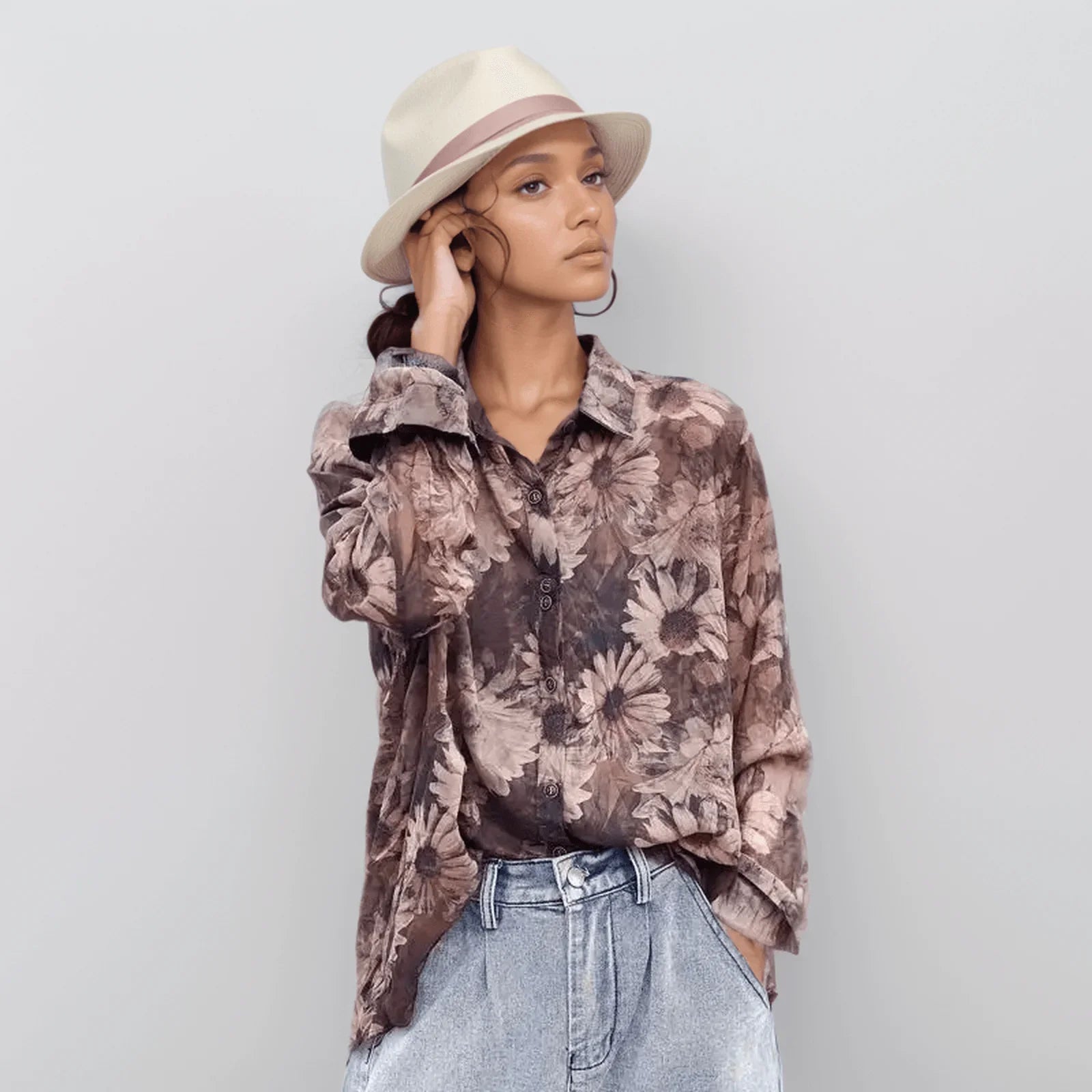 (Compre 1 e Leve 2) Camisa Feminina Boho Éden™ em Algodão Floral / Leveza e Charme em Estampa Exclusiva! - ModernLar