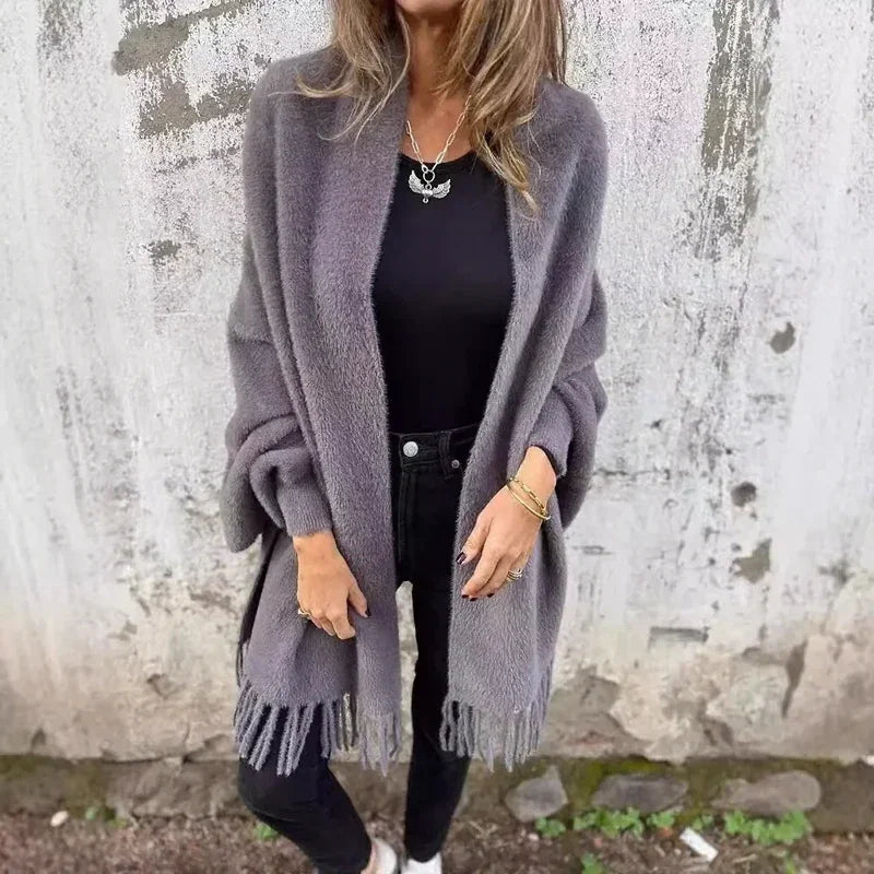 Casaco Femme Aura™ Tipo Manta com Franjas / O Aconchego com Estilo das Ruas de Milão!