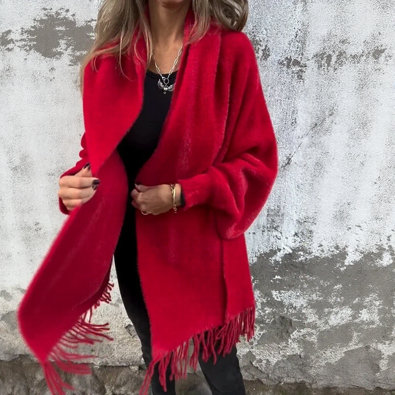 Casaco Urban Chic™ em Malha de Pelúcia com Franja / O Aconchego com Estilo das Ruas de Milão!
