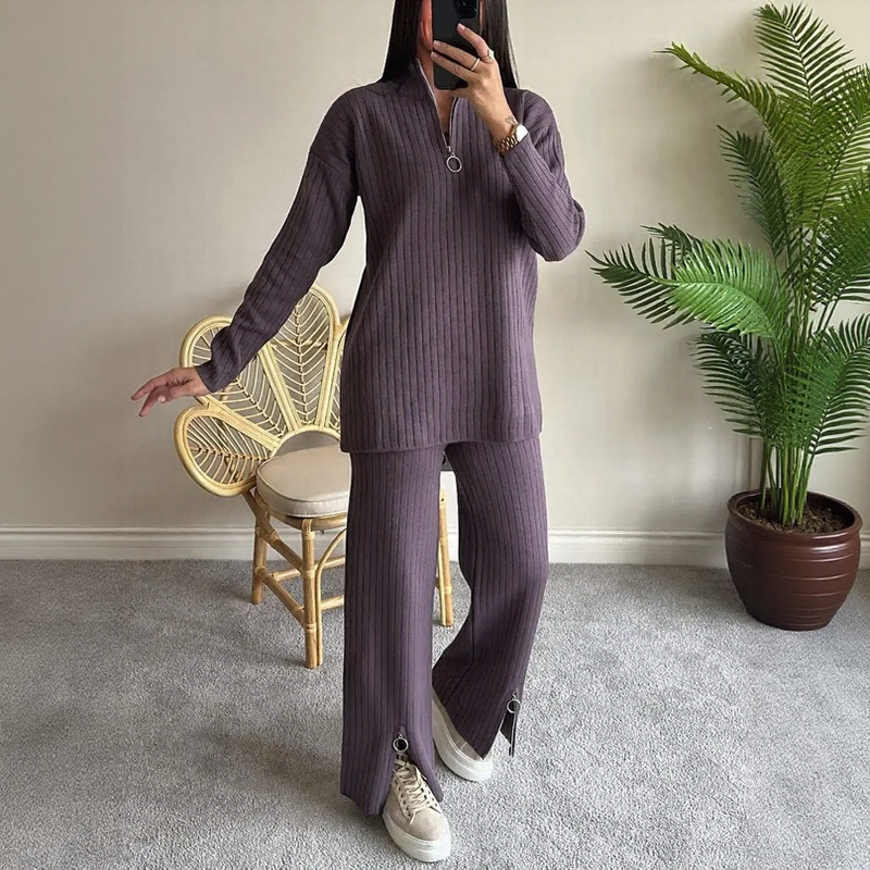 Conjunto Malu™ em Malha Texturizada com Zíper e Fenda Charmosa / O Básico que Veste Muito Além do Simples!
