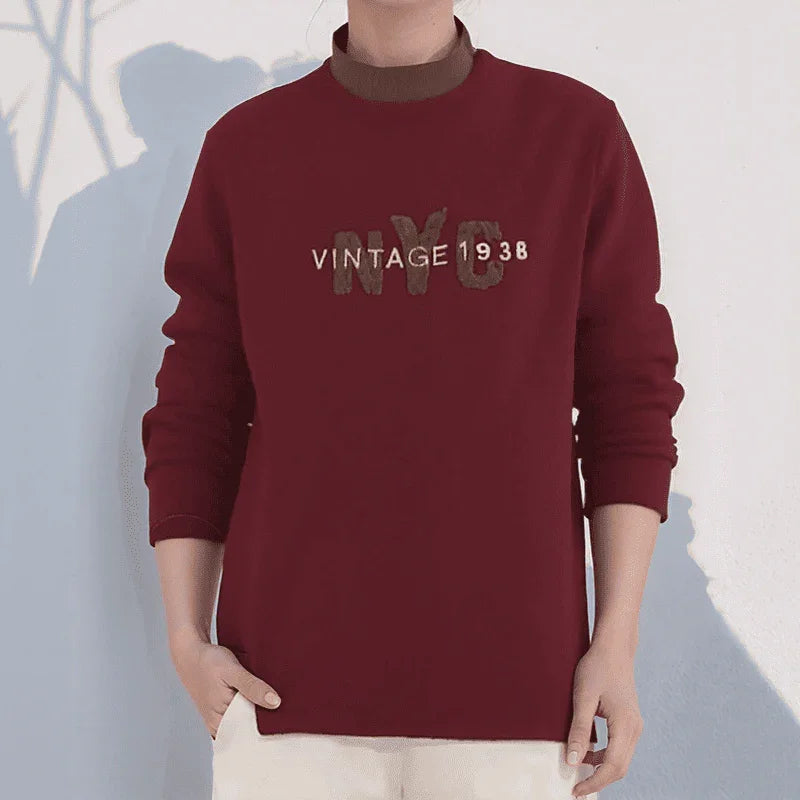 Blusa Central Park™ Em Moletinho Premium com Estilo Vintage Bordado / Quentinha, Leve e Cheia de Atitude!