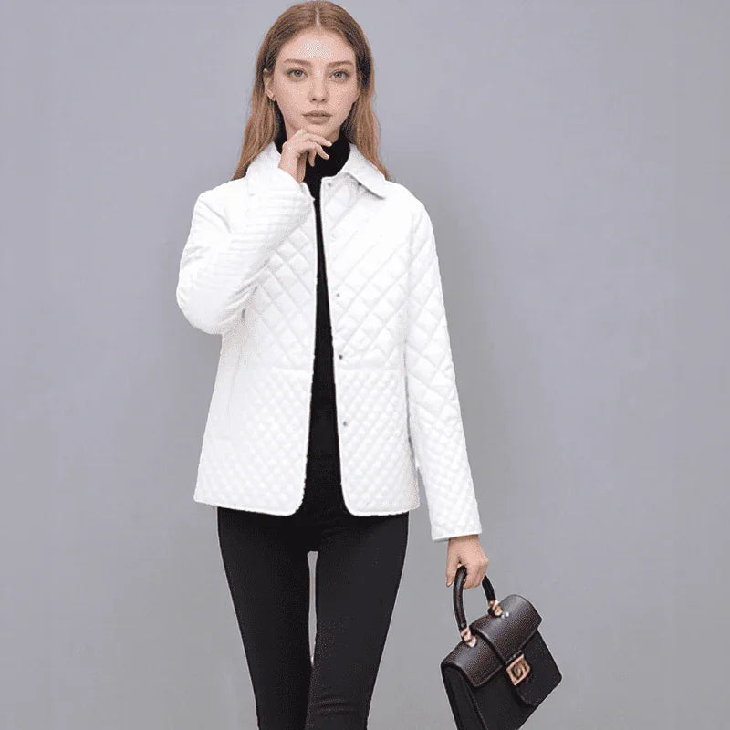 Jaqueta Diana™ em Matelassê com Algodão e Textura Acolchoada / Sofisticação e Leveza para o Seu Inverno Elegante!