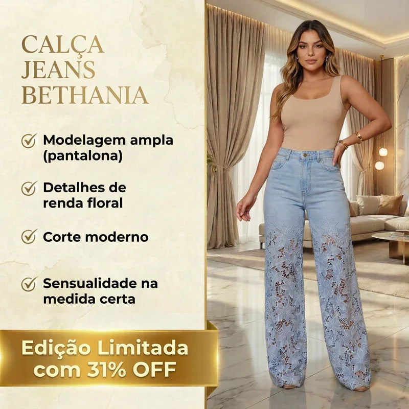 Calça Jeans Bethania™ em Denim Moderno com Renda Artesanal Floral / Estilo e Conforto Casual Chic para Looks Memoráveis!