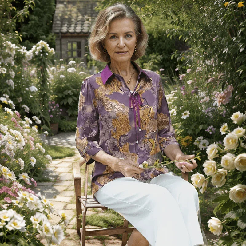 Blusinha Carmen em Seda Gelada Soft / Sofisticação da Gola Polo e Frescor com um Toque de Glamour! - ModernLar