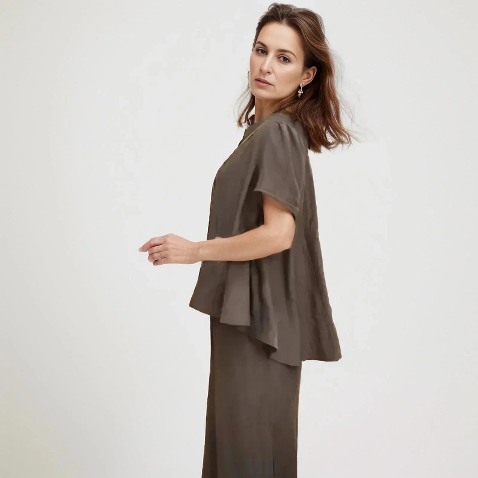 Conjunto Cléo™ com Caimento Solto / Inovação em Tecido Plissado Seda Gelo para Conforto e Estilo Sem Igual